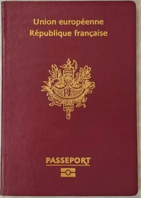 Hộ chiếu Pháp